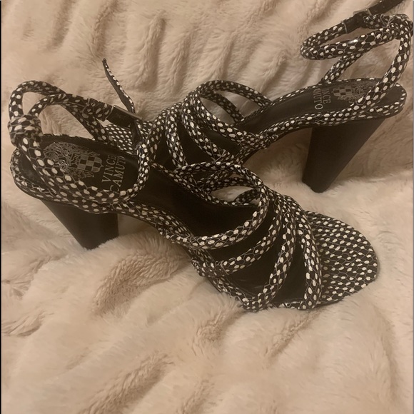 Vince Camuto - strappy sandal - Picture 3 of 7